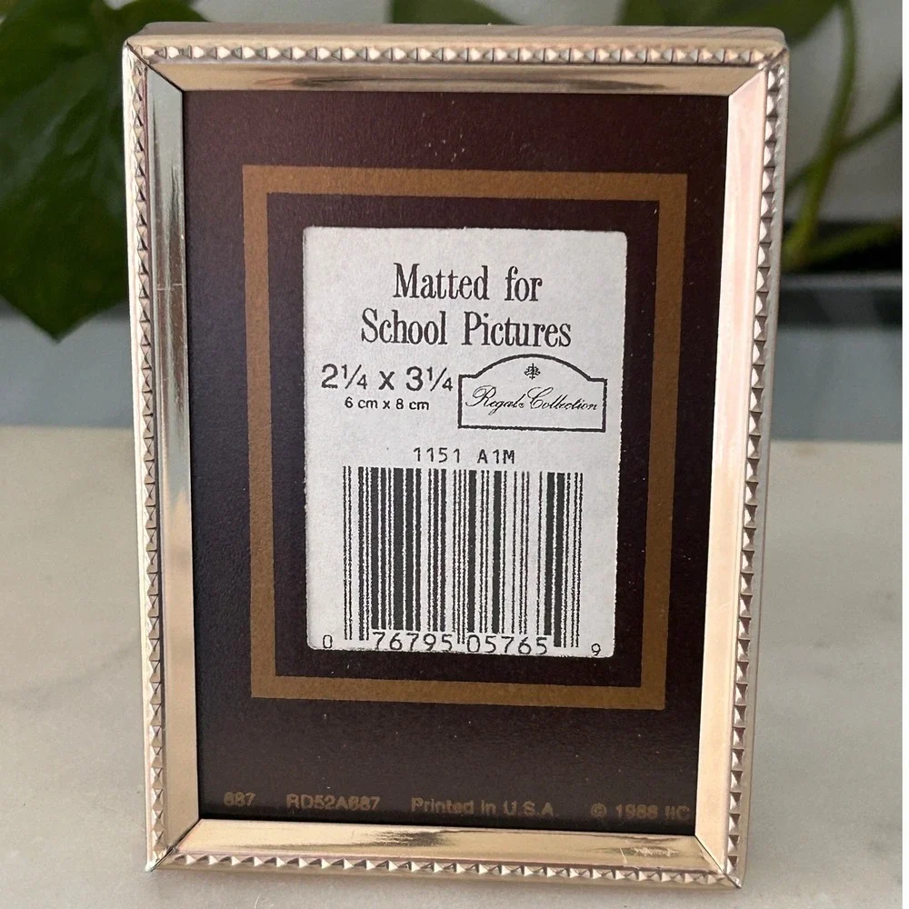 Vintage Intercraft Royale Collection Brass Metal Beaded Photo Frame 2.25x3.25